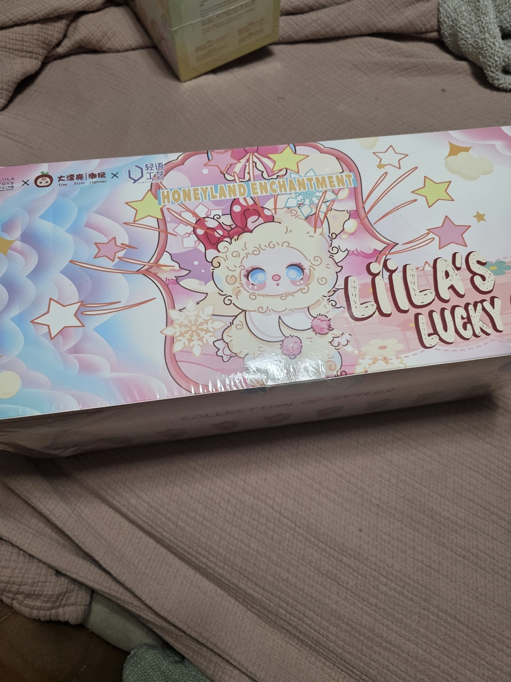 Full Sealed Case Liila Lucky Cat